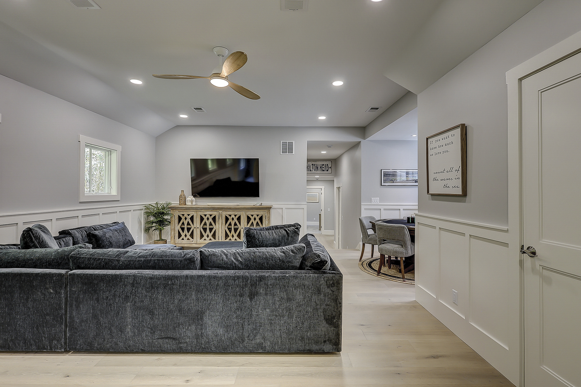 Upstairs Living Area