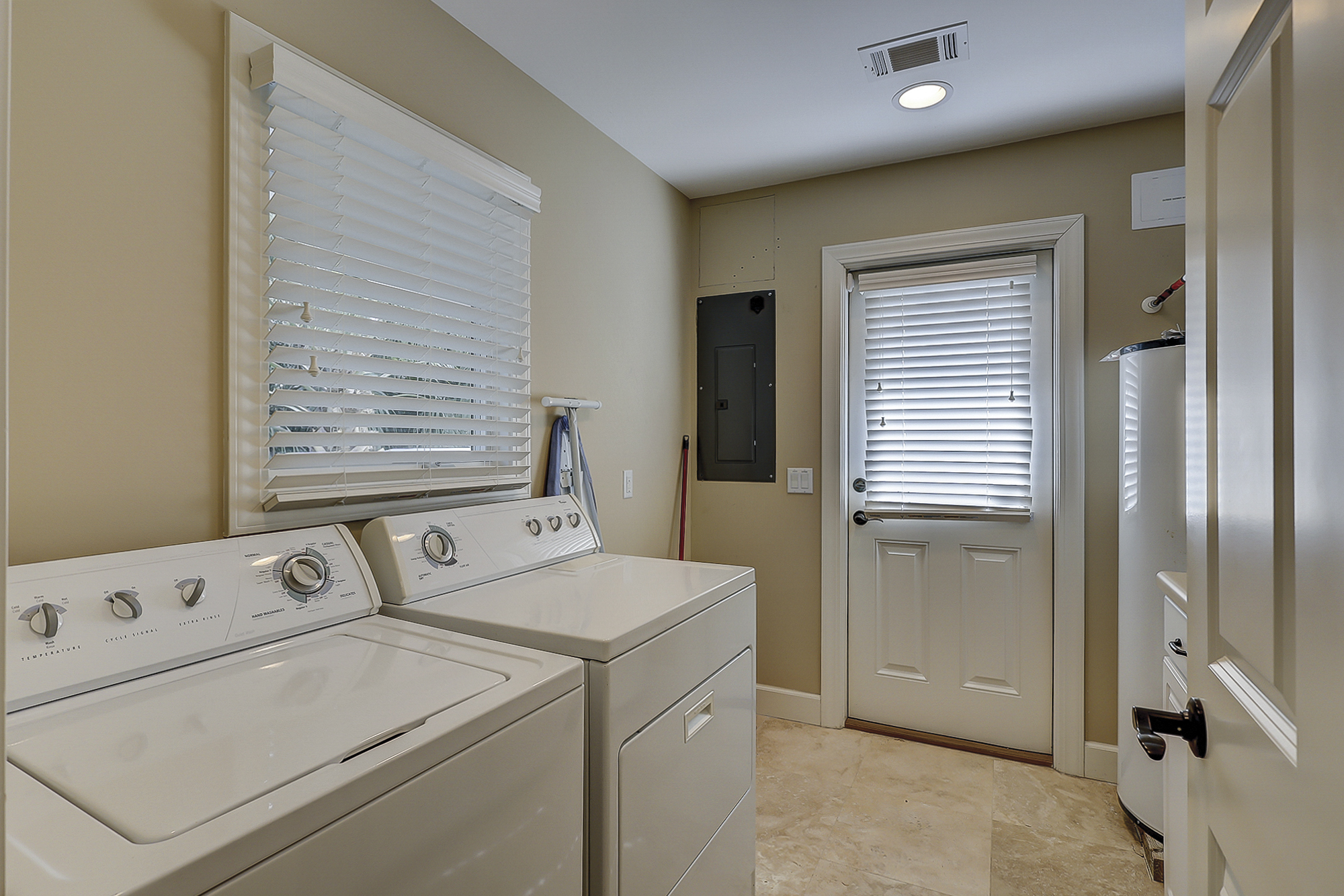 18 Mallard | Photo 10