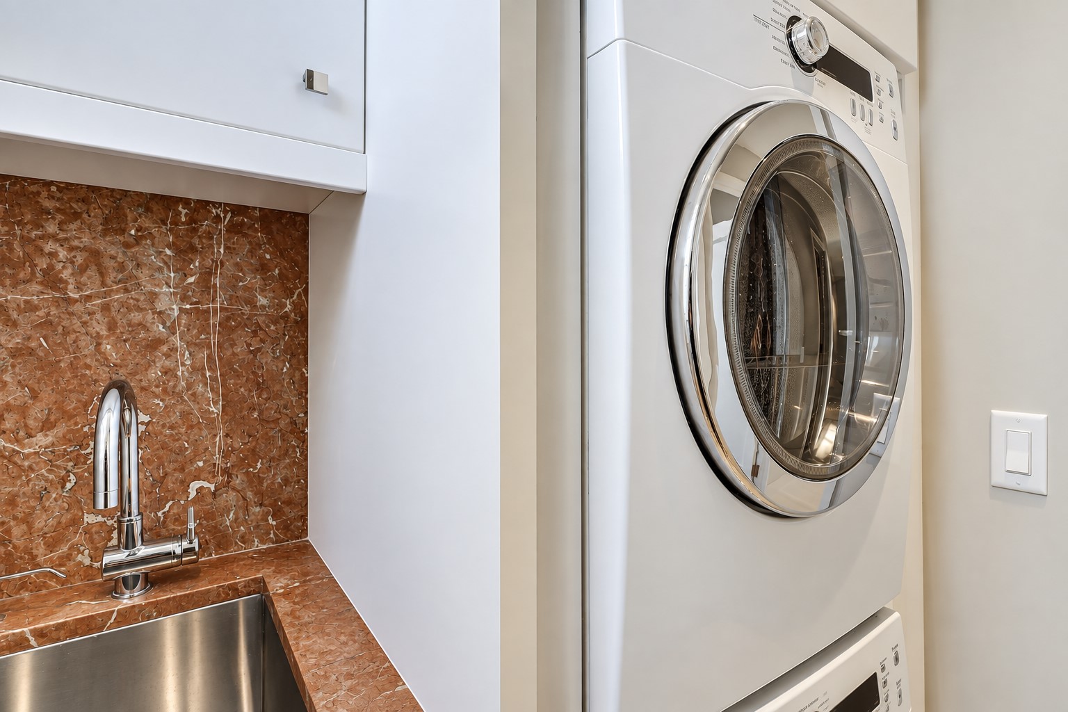 36 E Beach Lagoon - 2nd Laundry Area