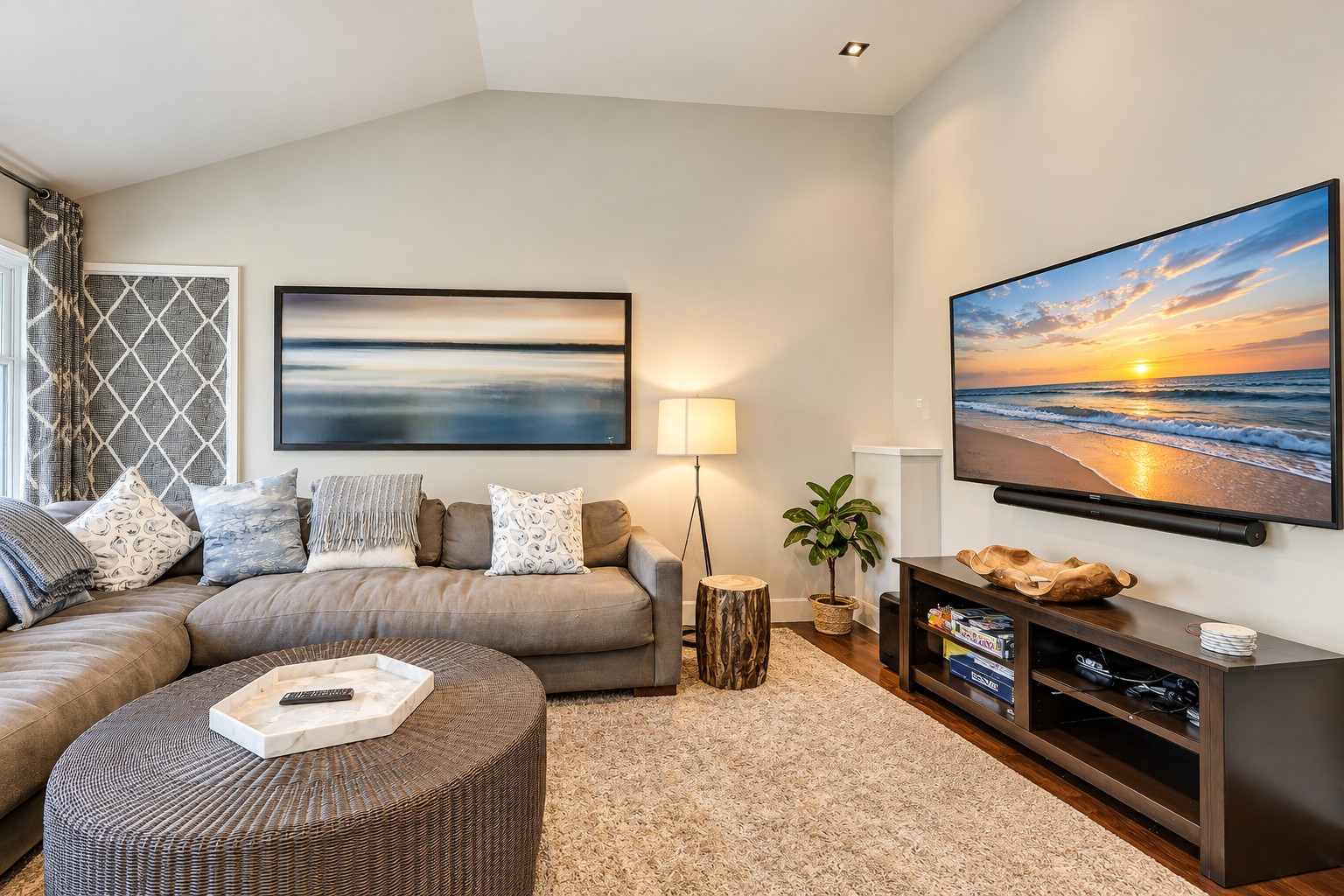 36 East Beach Lagoon - Family Room