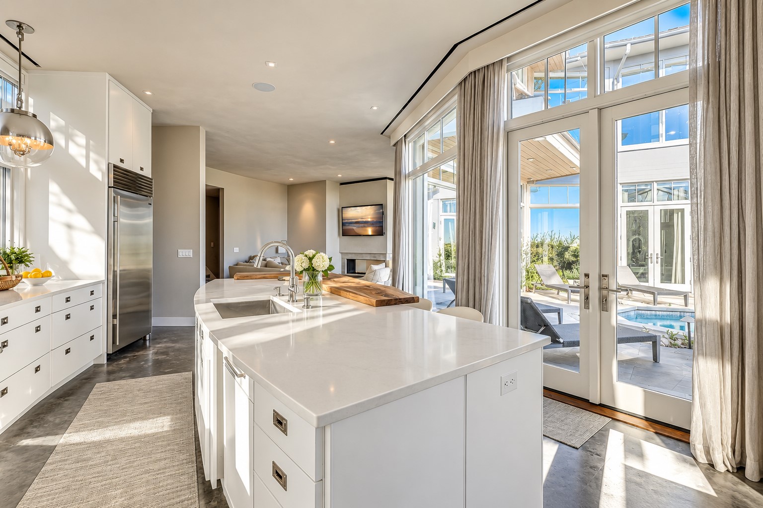 36 East Beach Lagoon - Kitchen