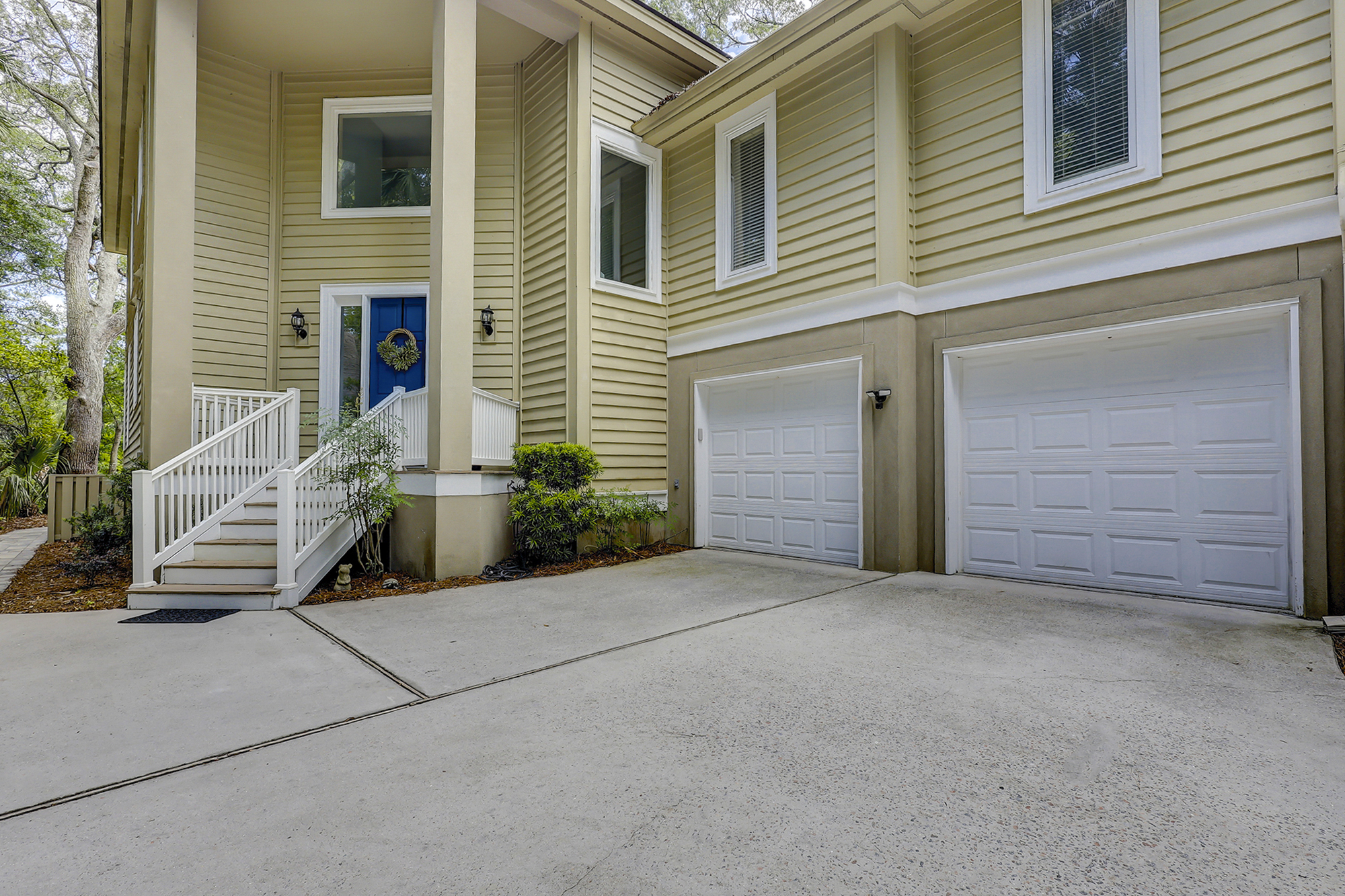 7 St. George | Photo 33