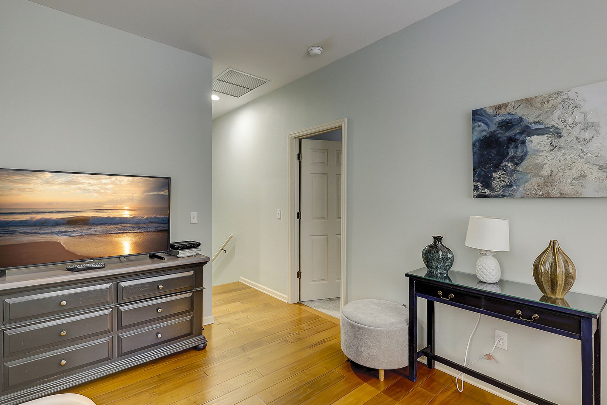 7 St. George | Photo 22