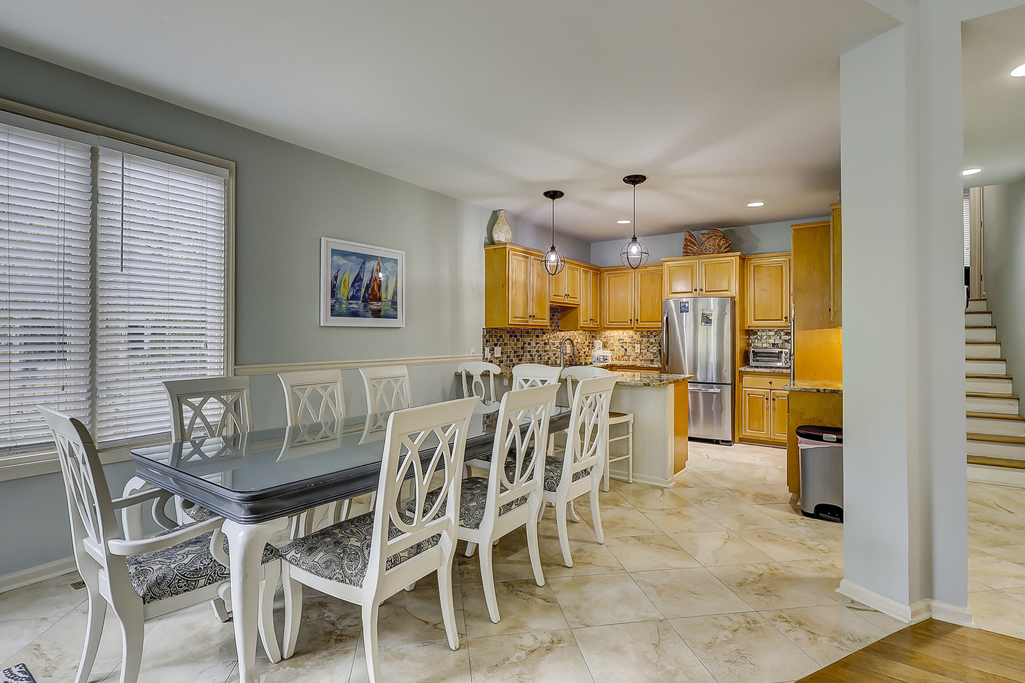 7 St. George | Photo 11