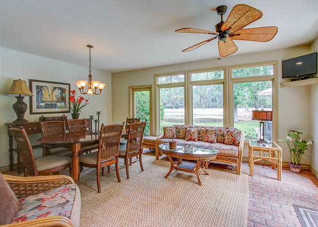 Family/Dining Area