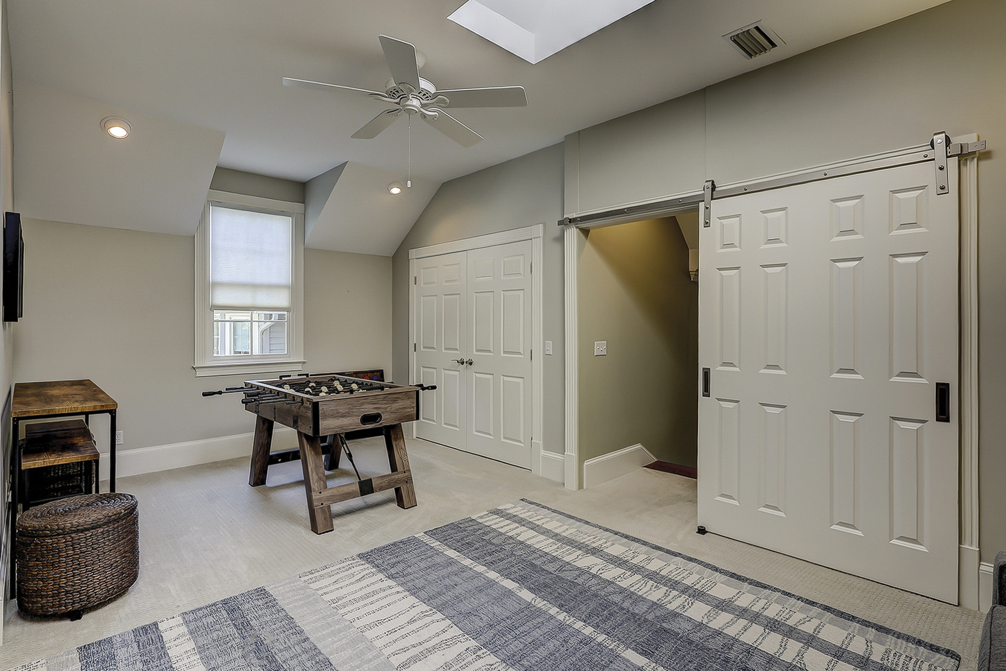 2nd Floor Family/Game Room