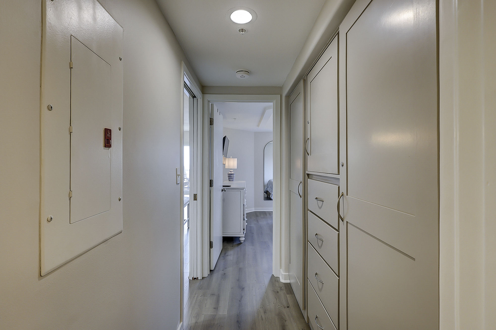 King Suite Dressing Area