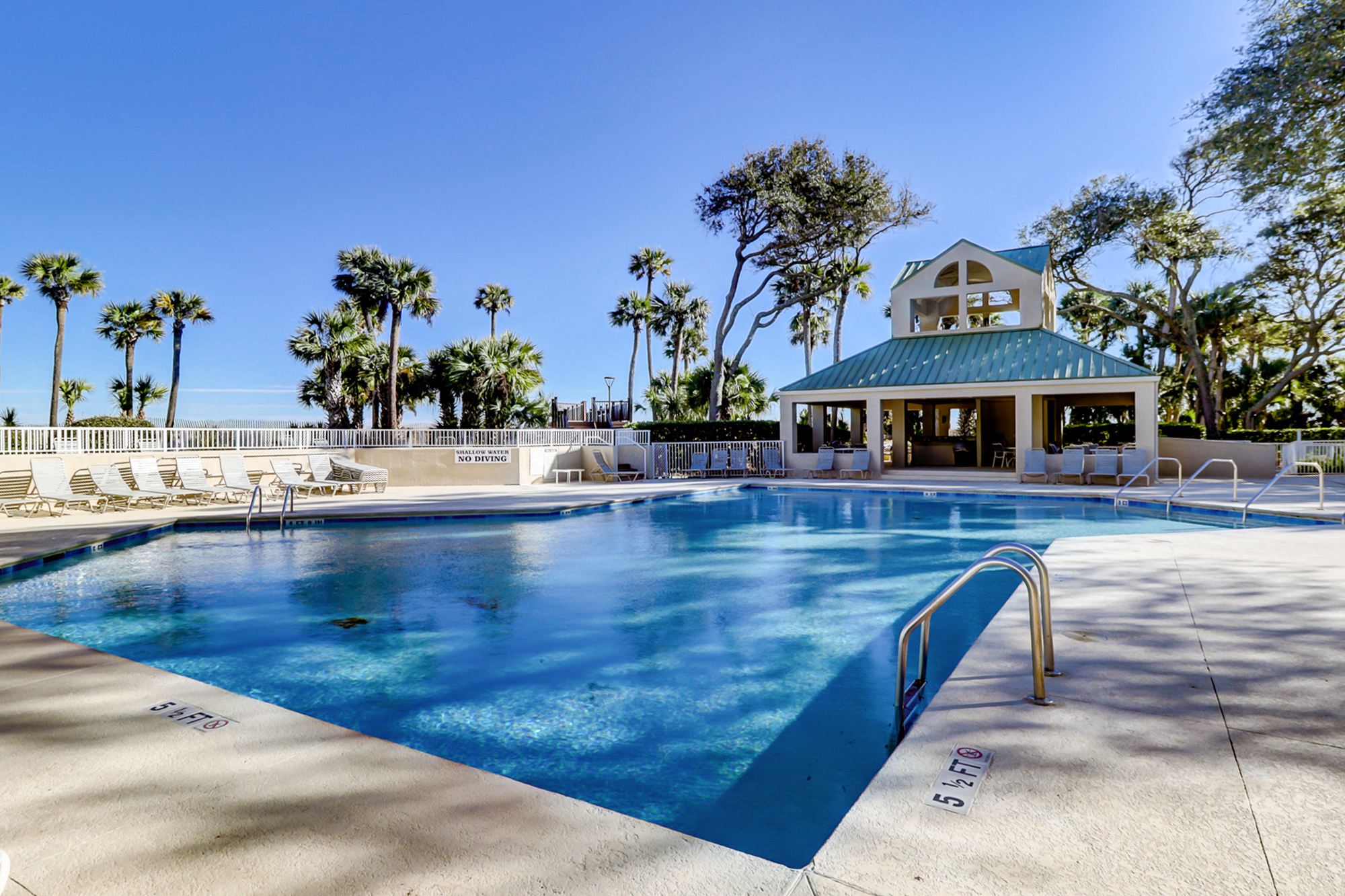 Barrington Pool