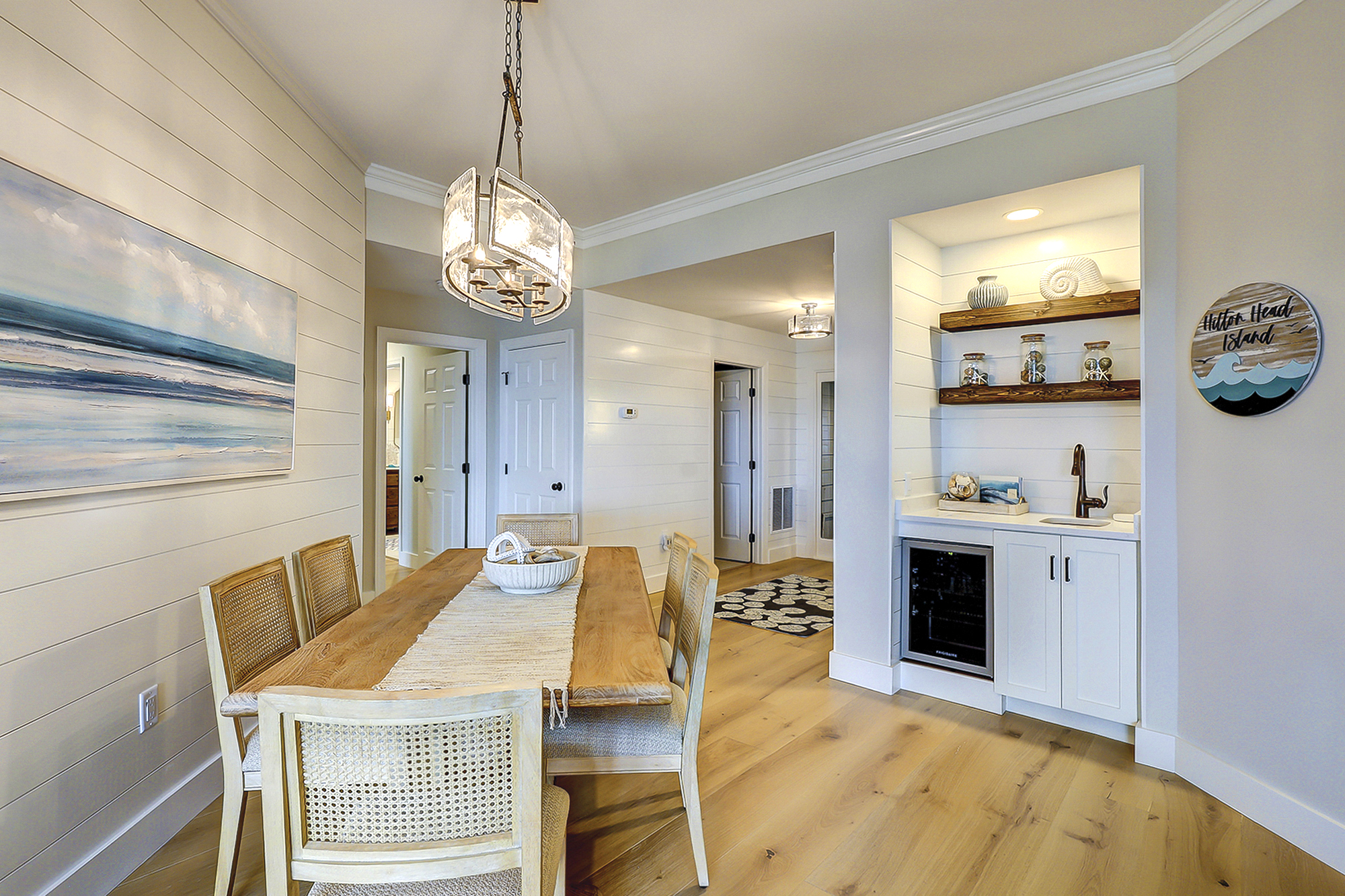 Dining Area w/ Wet Bar & Wine Cooler