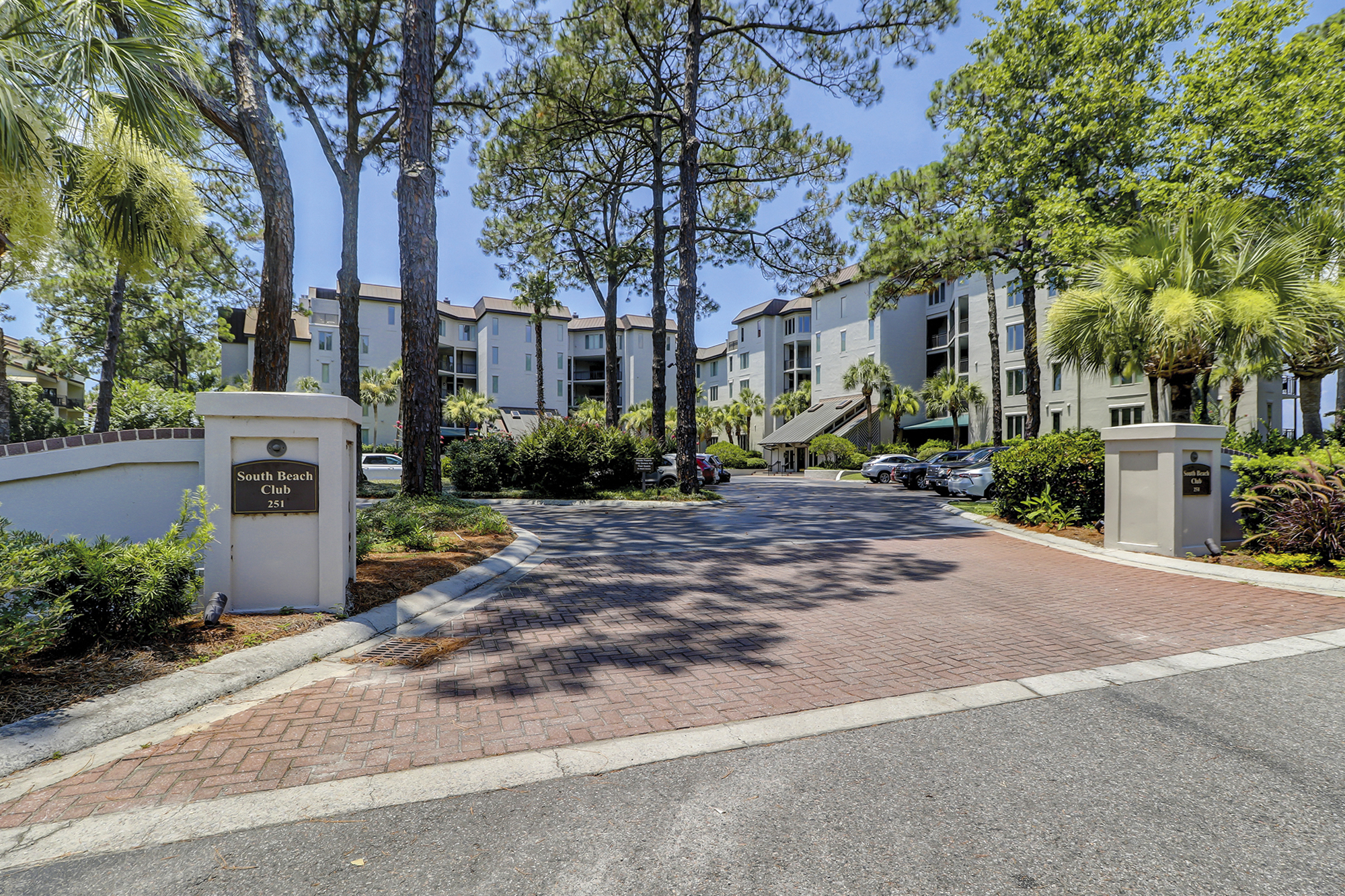 Featured Property 1906 South Beach Club