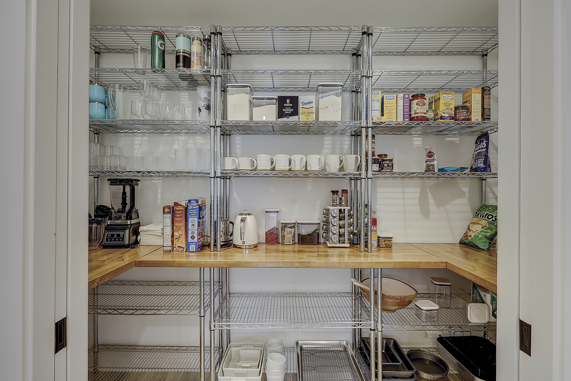 Walk In Pantry