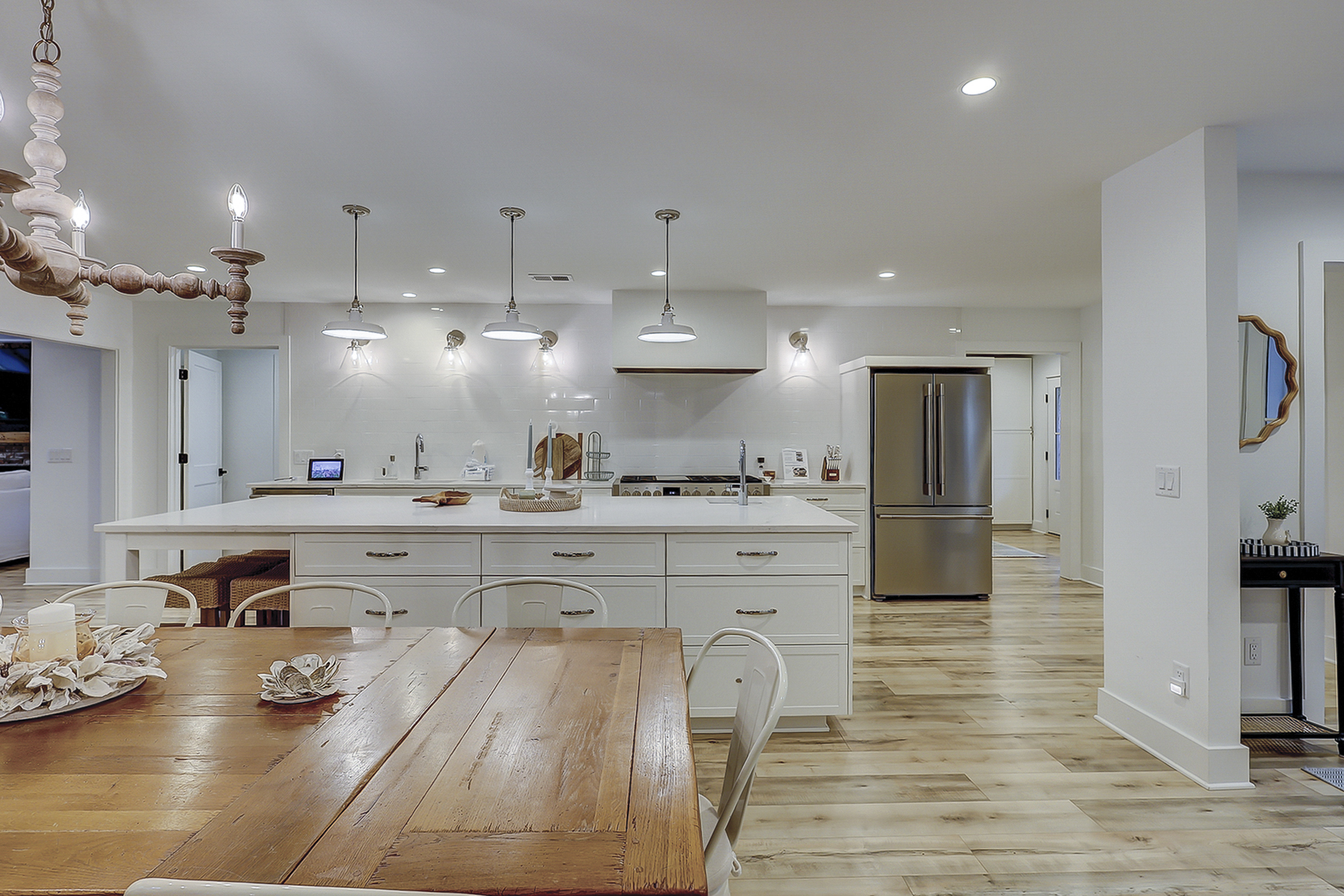 Kitchen/Dining Area