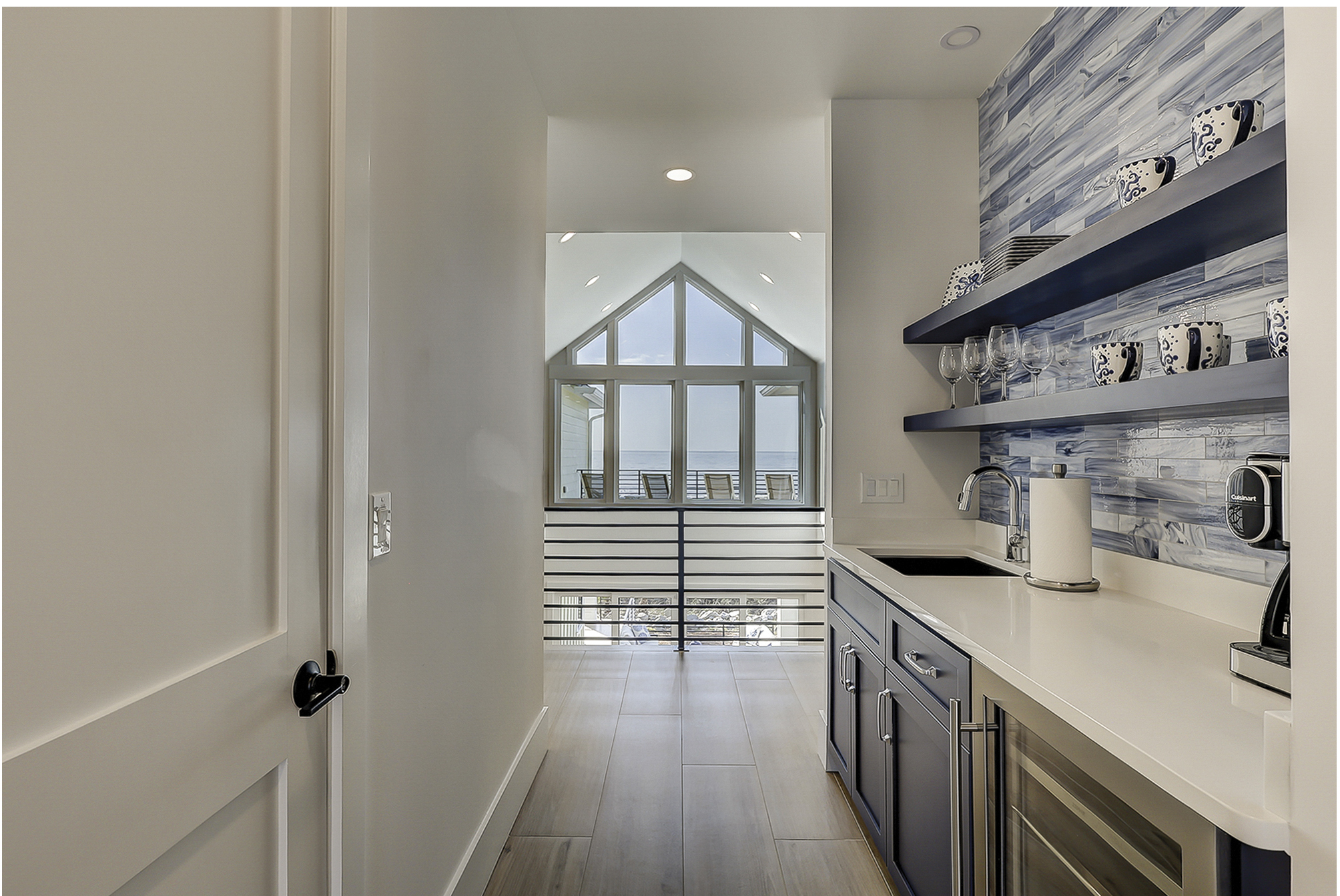 2nd Floor Coffee/Wet Bar