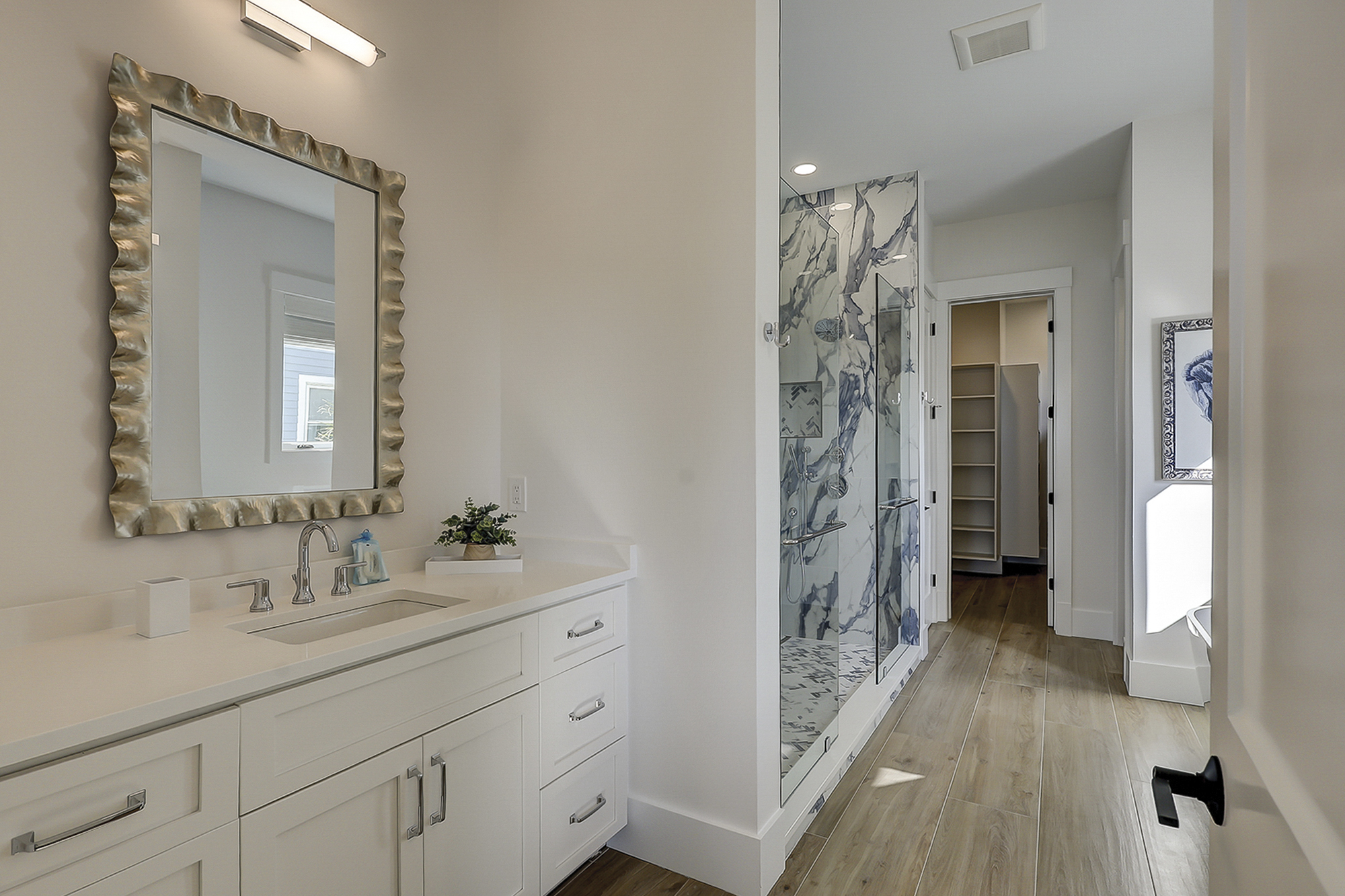 King Suite Master Bathroom