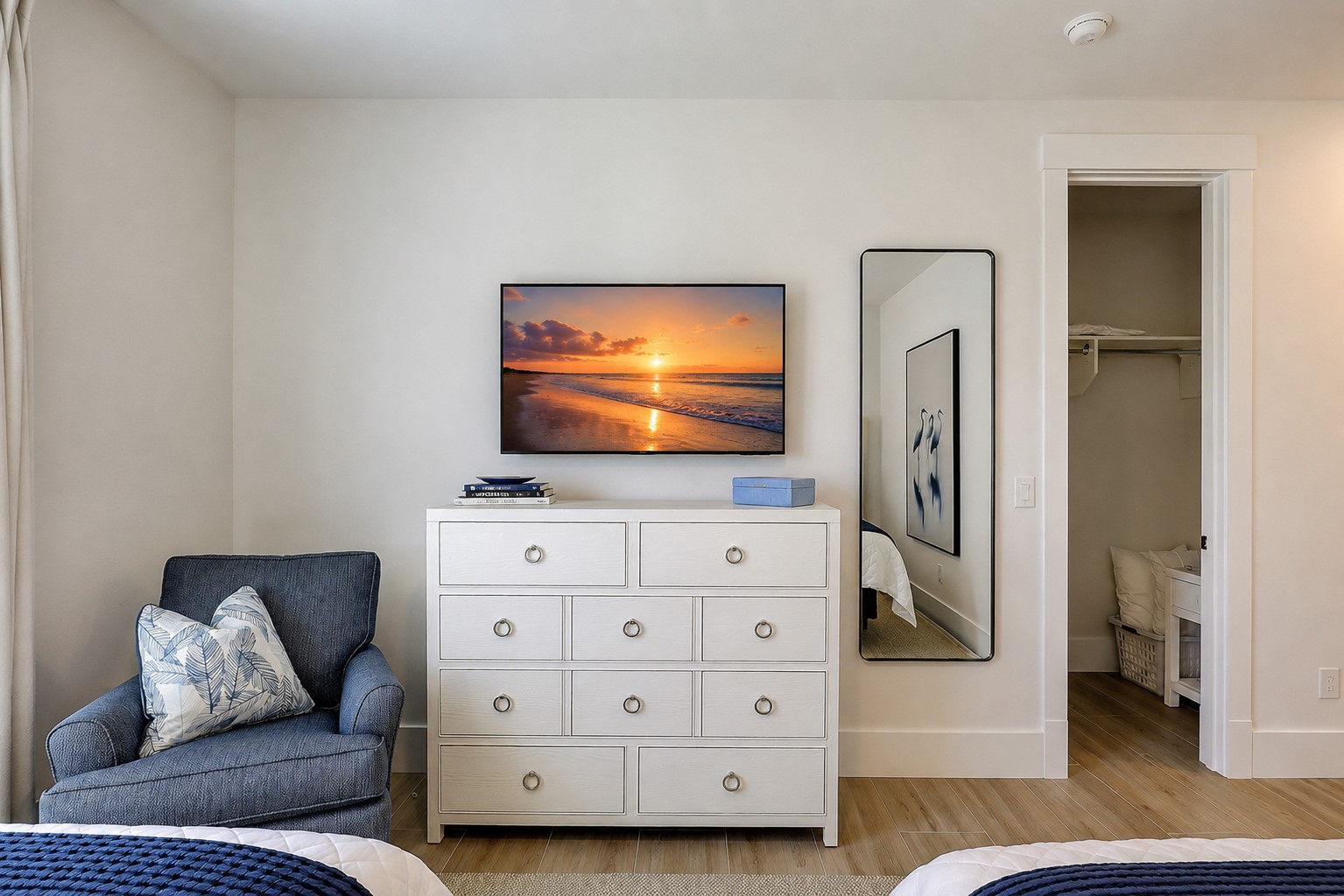 2nd Floor Guest Suite - Bedroom #5