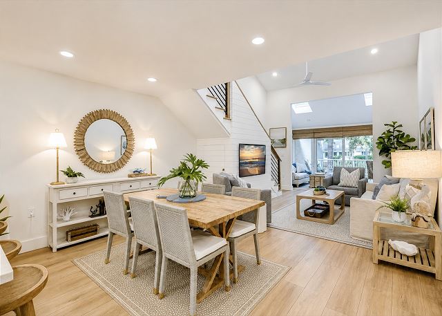 490 Captain's Cove