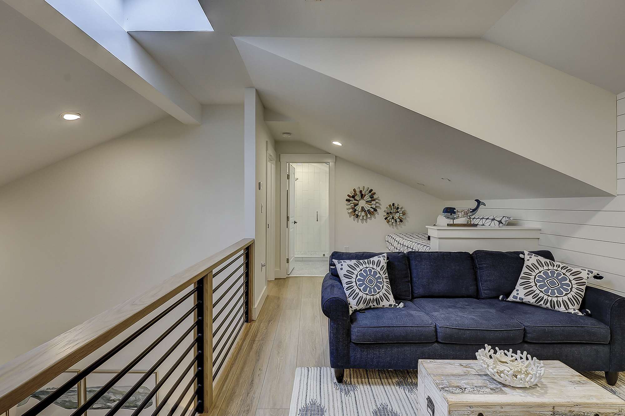 2nd Floor Loft Area w/ Queen Sleeper Sofa & 1 Twin