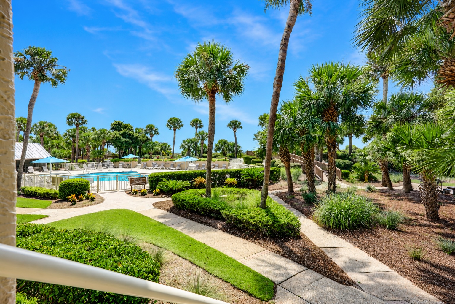 Captains Walk Pool and Beach Walkway