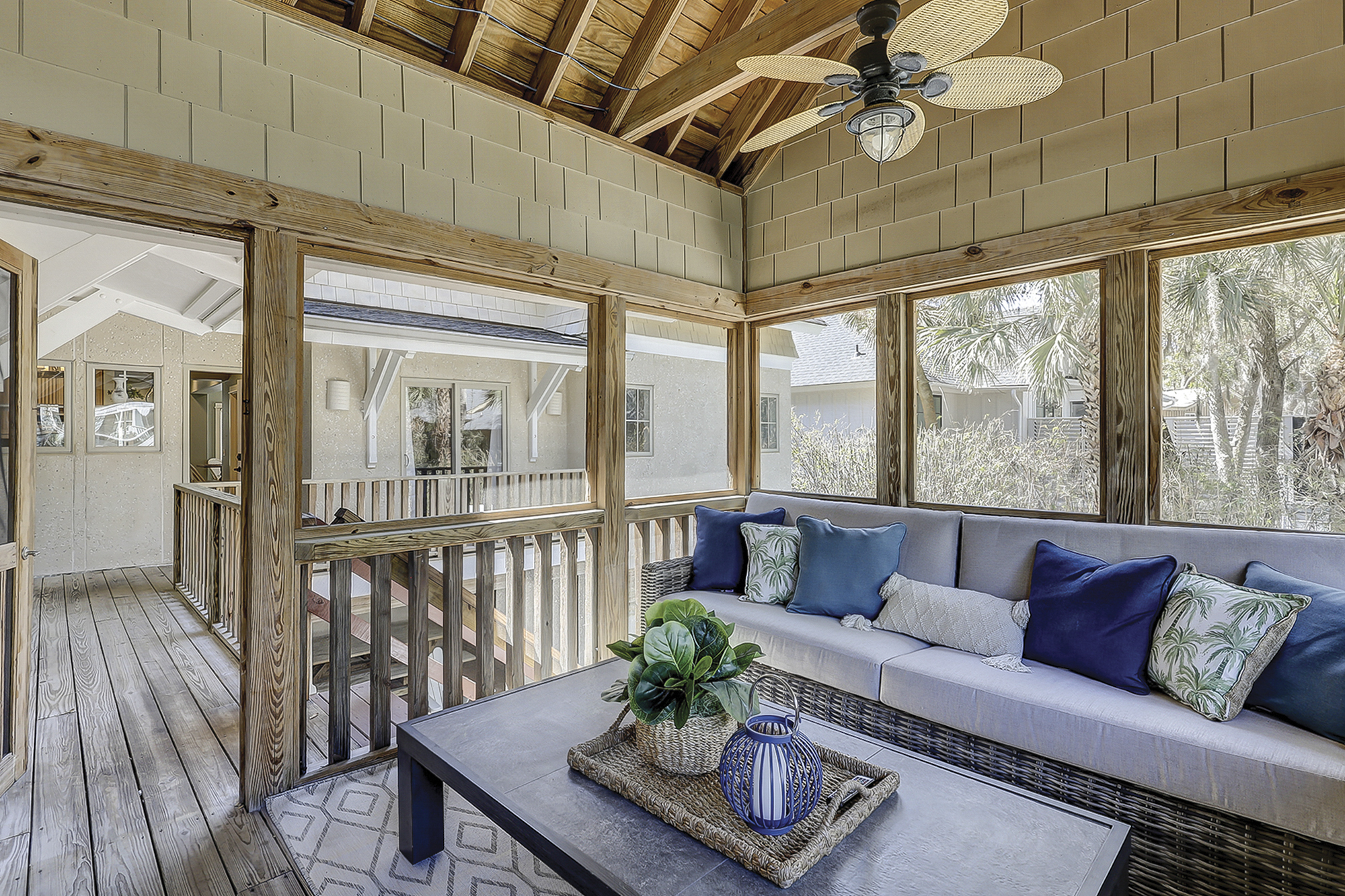 Screened - in - Porch