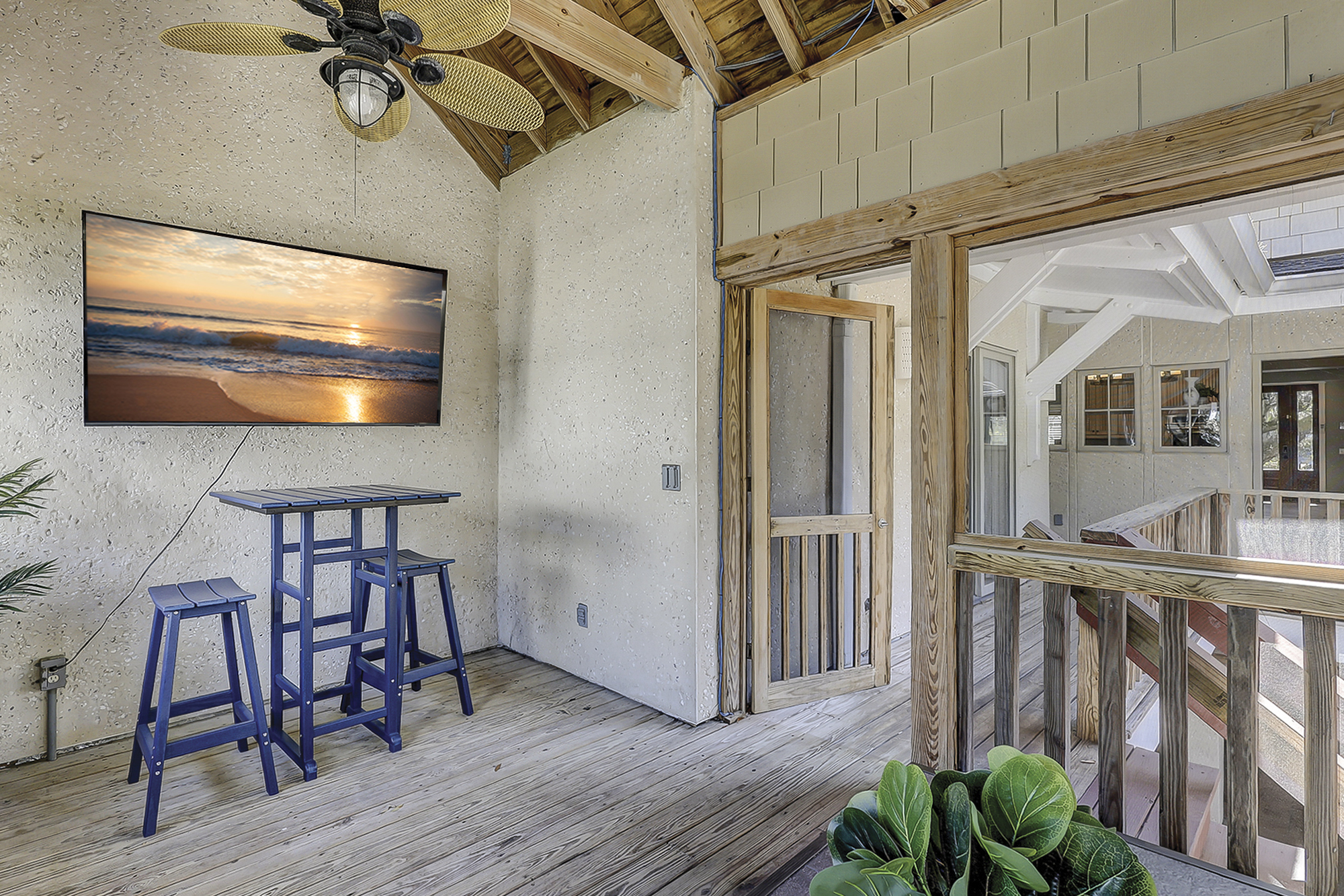 Screened - in - Porch