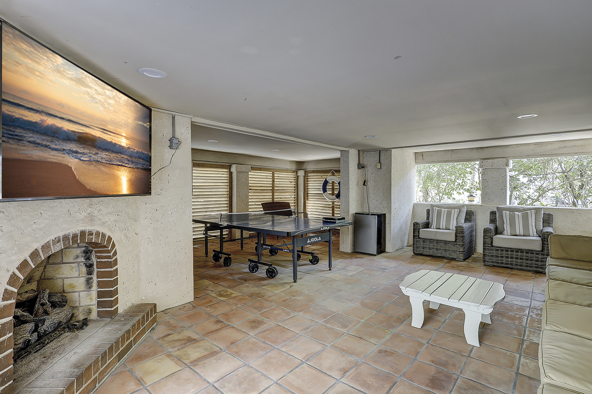 Covered Sitting Area - Poolside