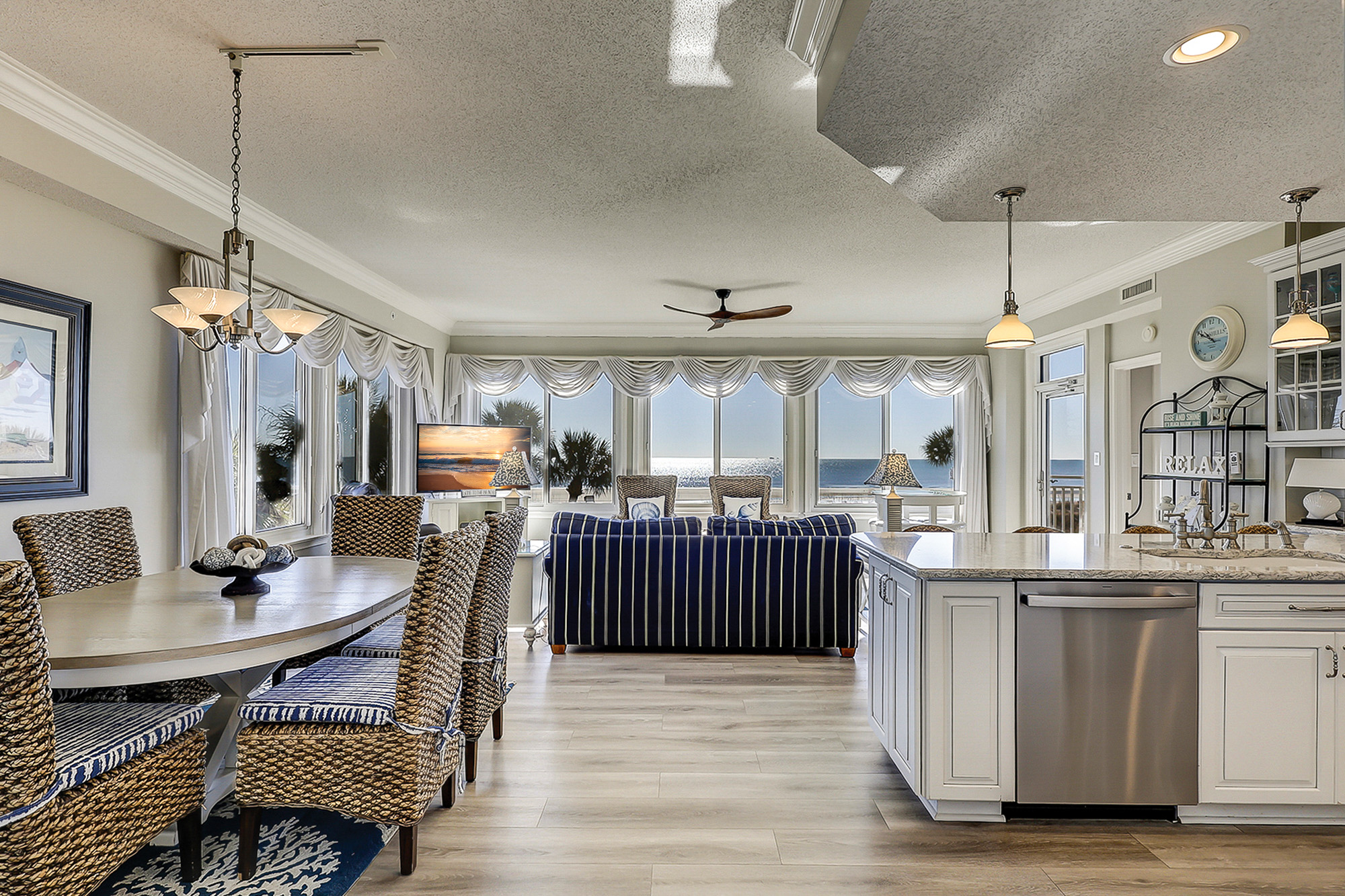 Main Area - Dining, Kitchen & Living Area