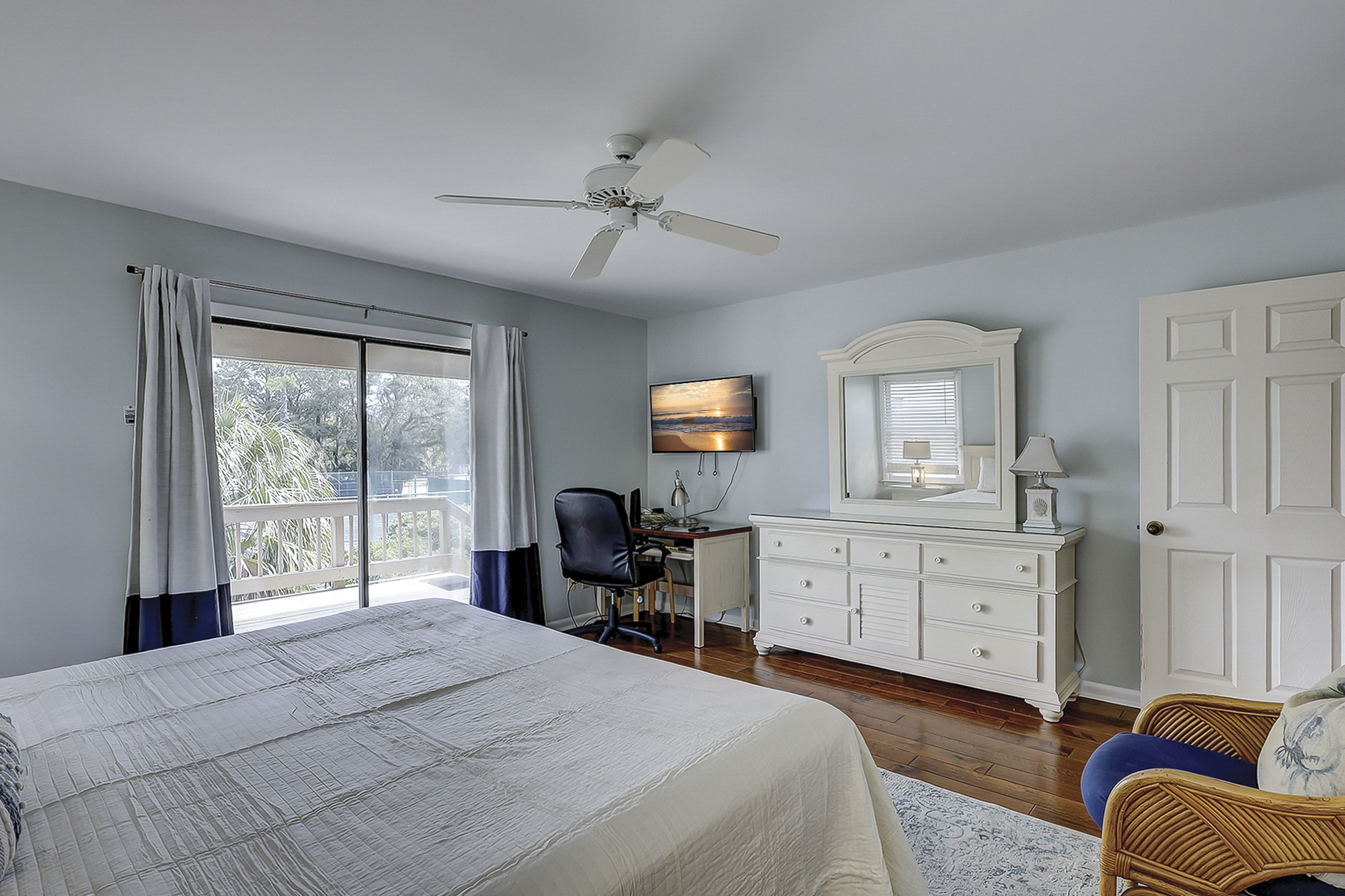 Primary - King Suite 1st Floor