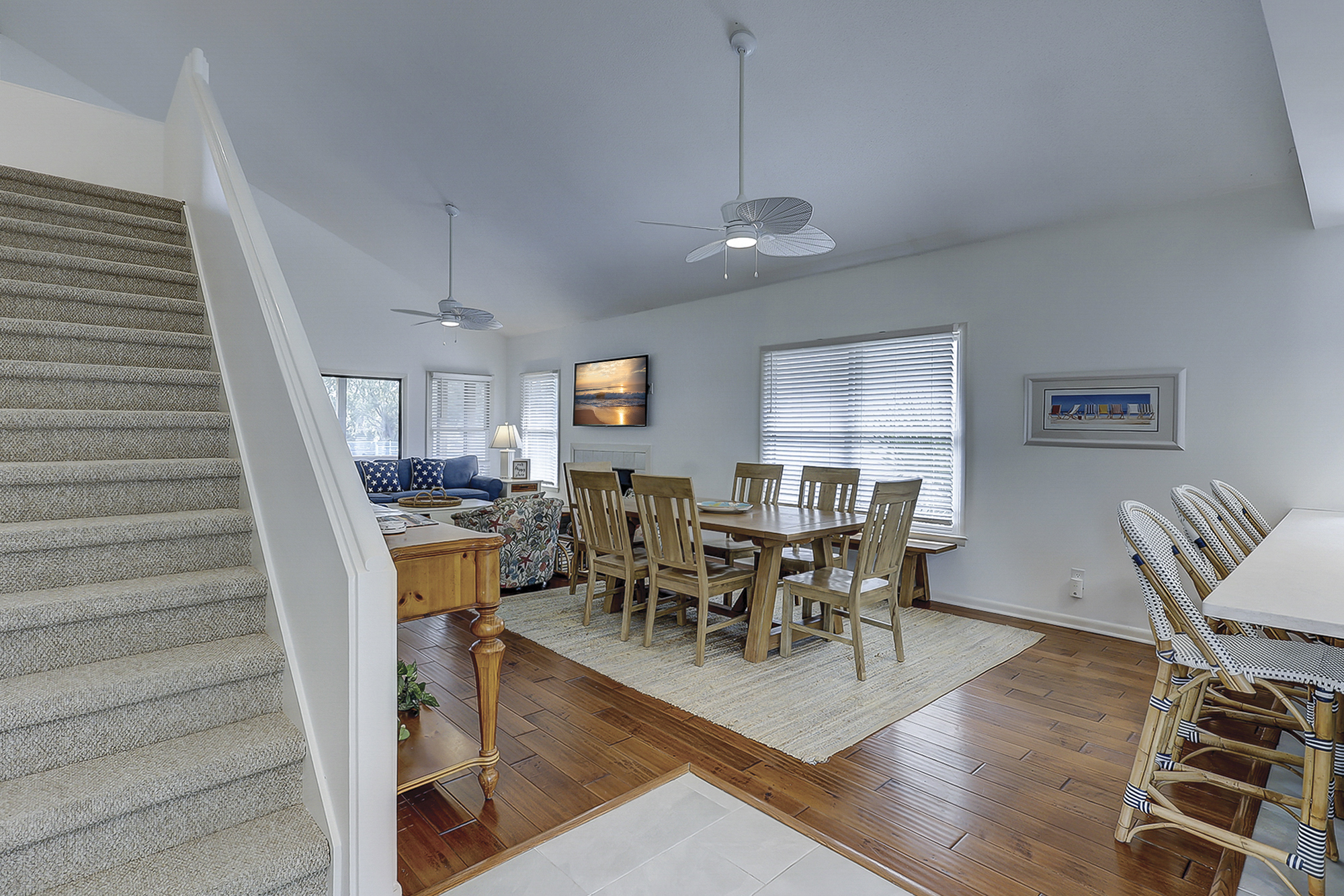 4 Beachside - Entrance