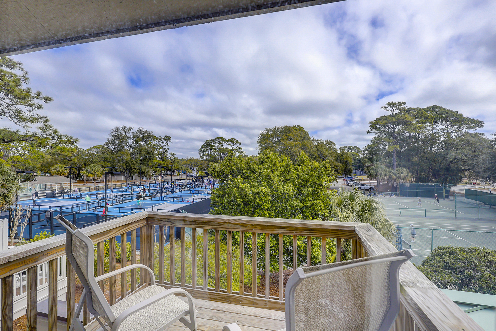 4 Beachside - Balcony