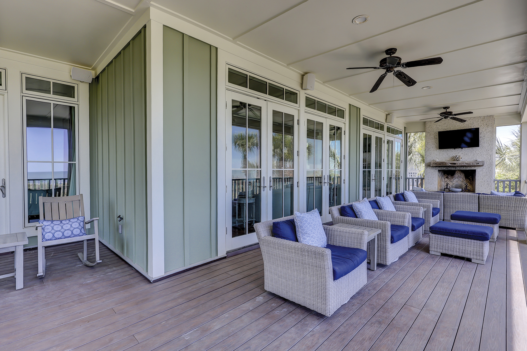 Screened Porch Off Main Living Area