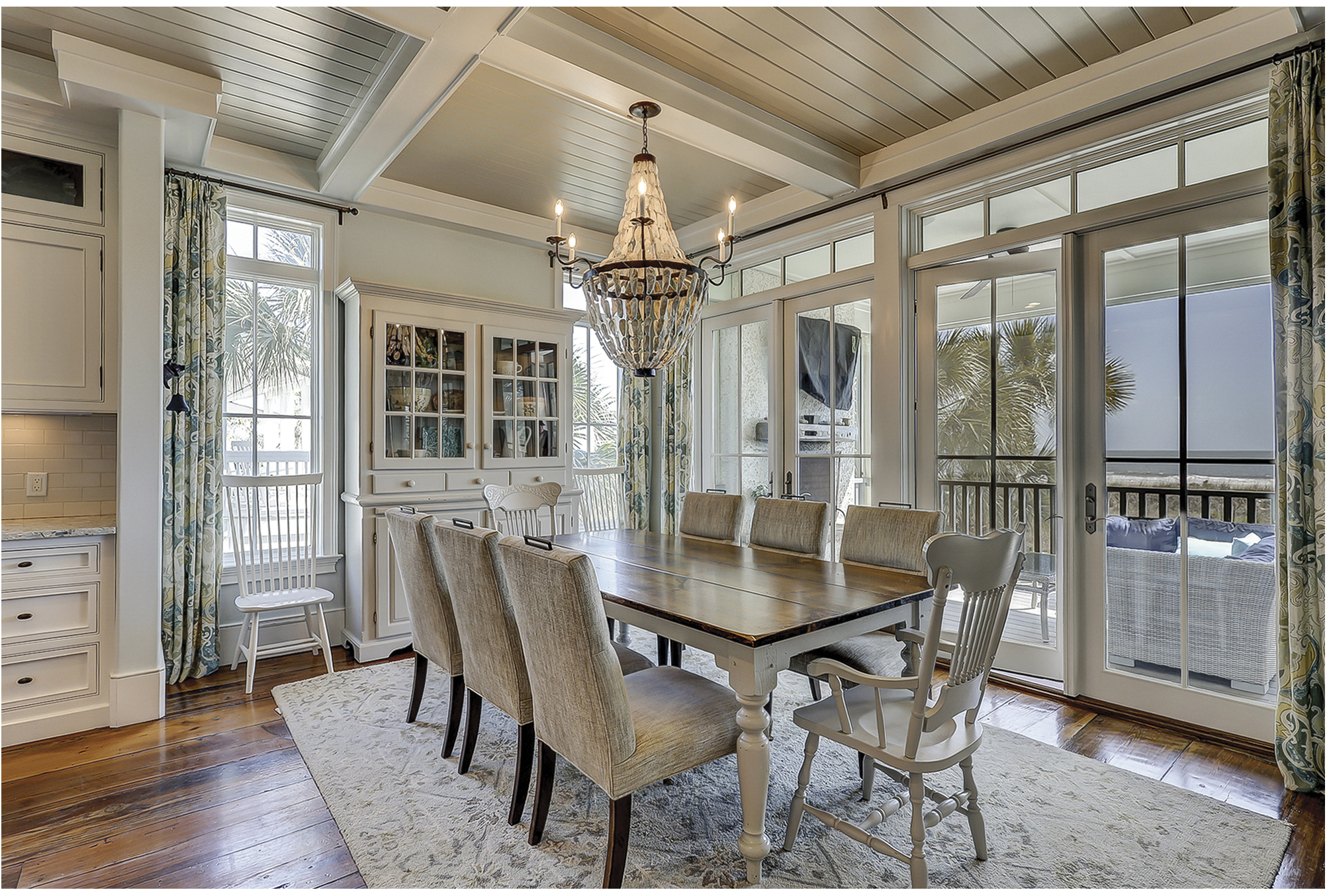 Dining Room Area