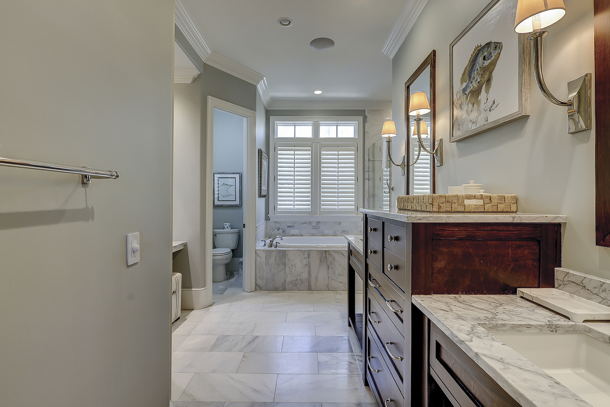 1st Floor - Primary Bathroom