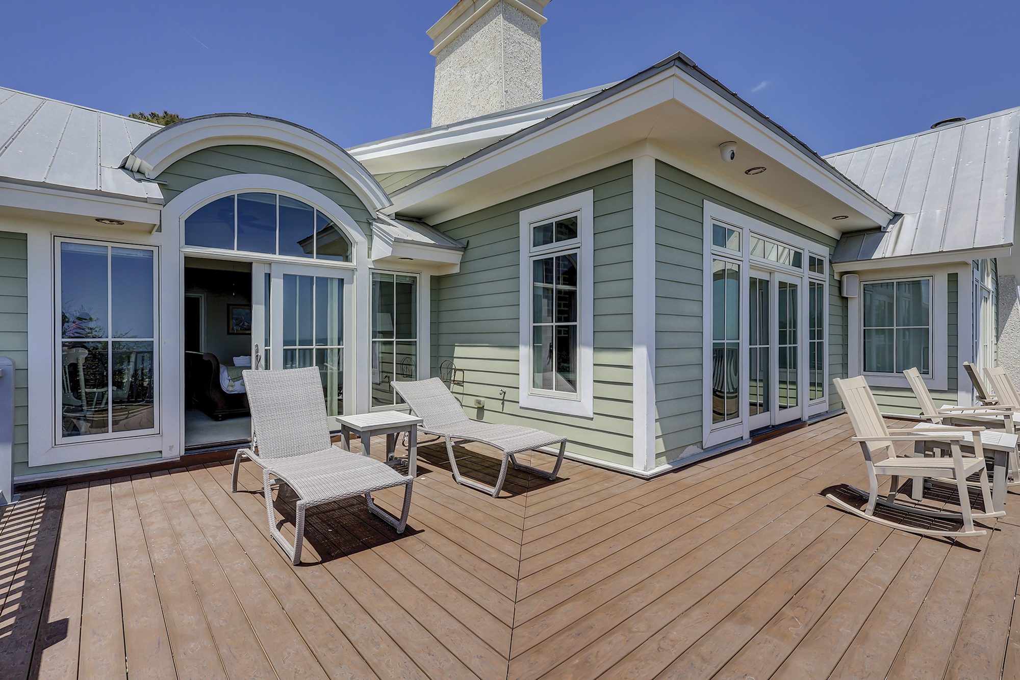 King Suite Patio