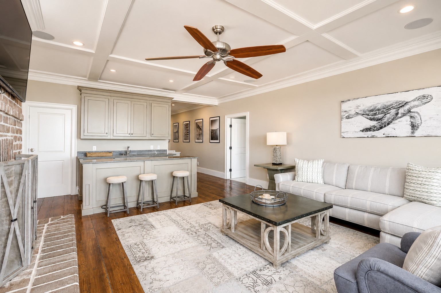 2nd Floor Living Area