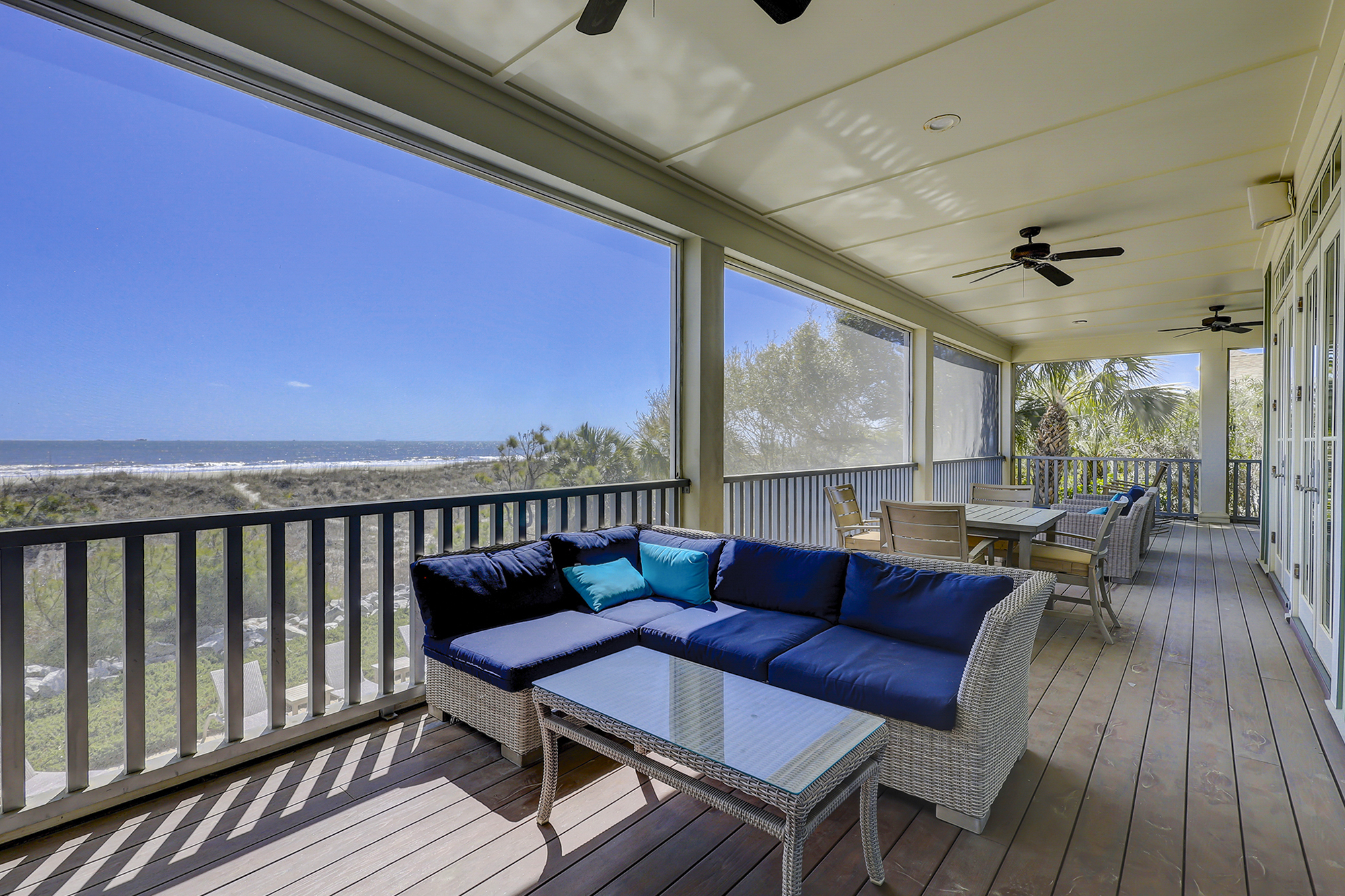 Screened - in - Porch