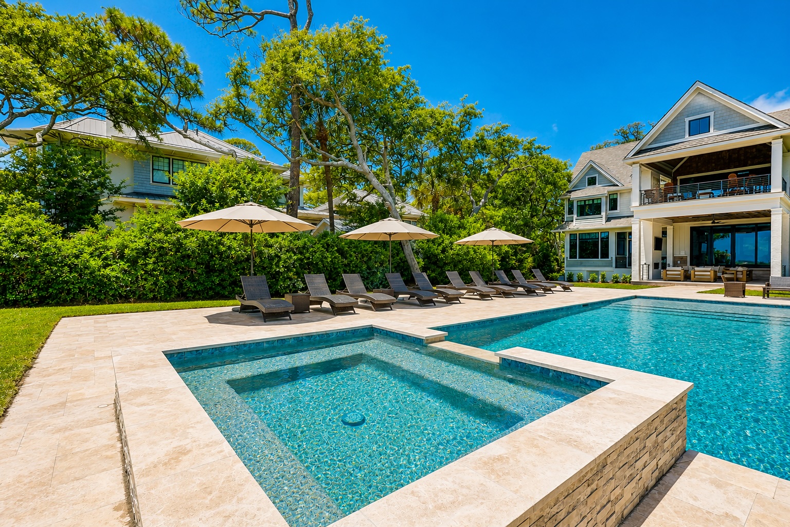 2 East Beach Lagoon - The Vacation Company