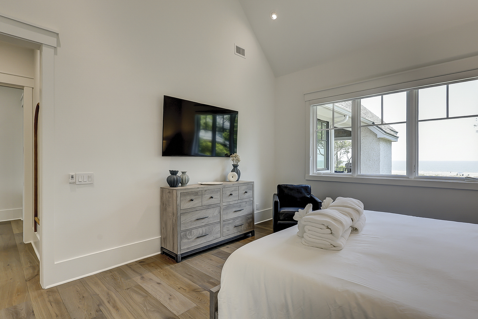 3rd Floor King Suite