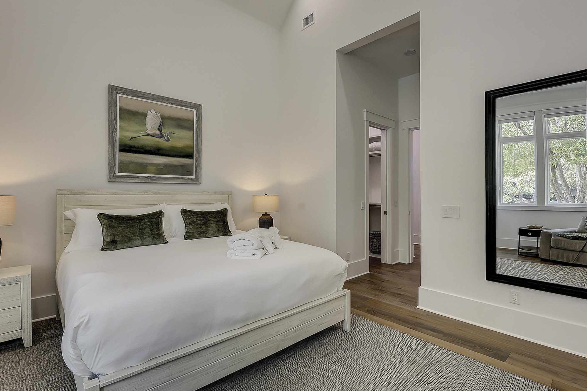 Main Floor King Suite