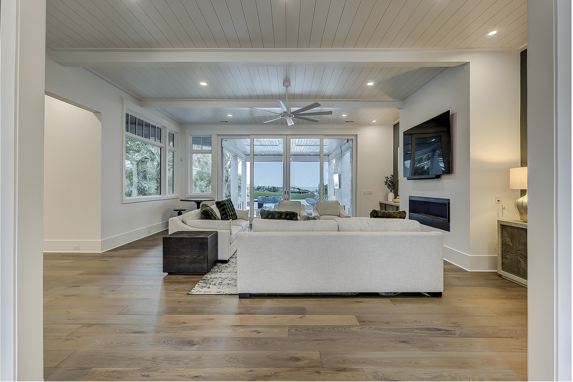 Main Floor Living Area