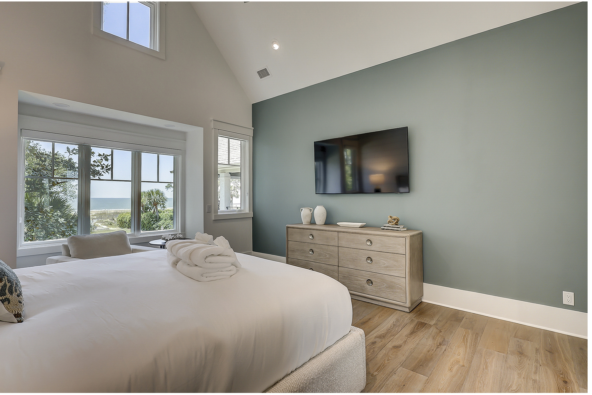 3rd Floor King Suite