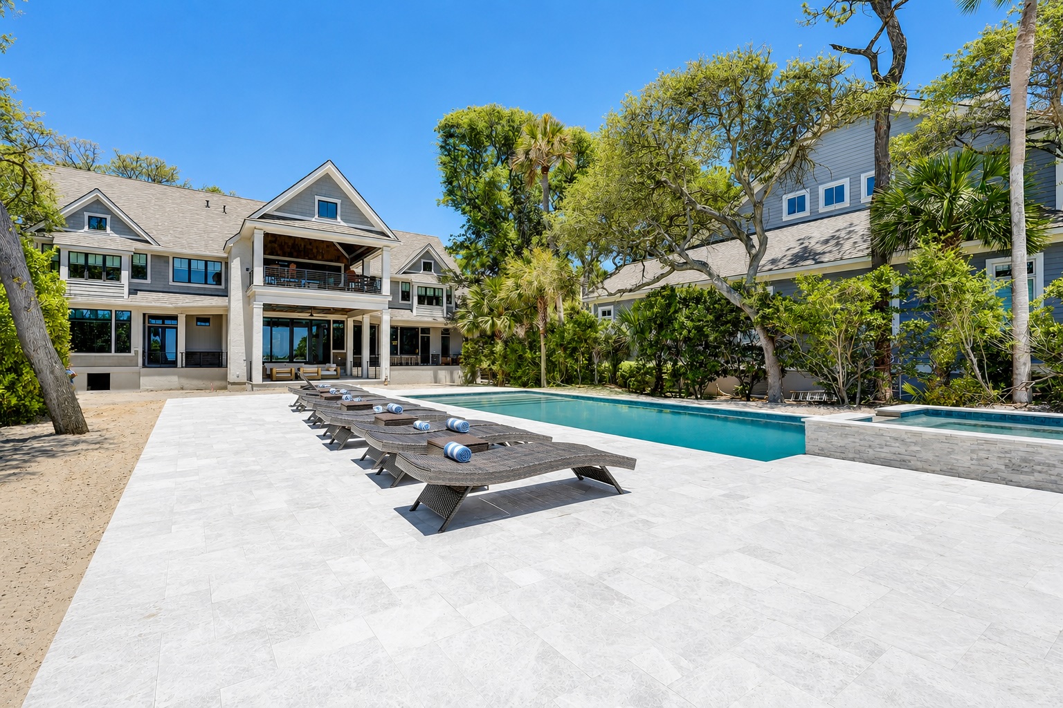 2 East Beach Lagoon