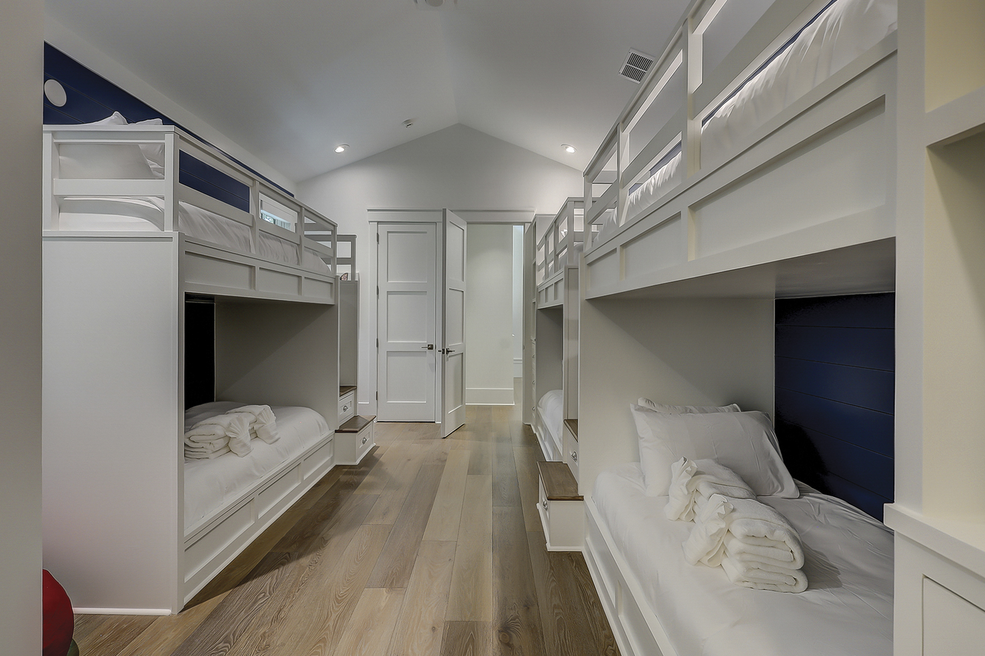 Bunk Suite