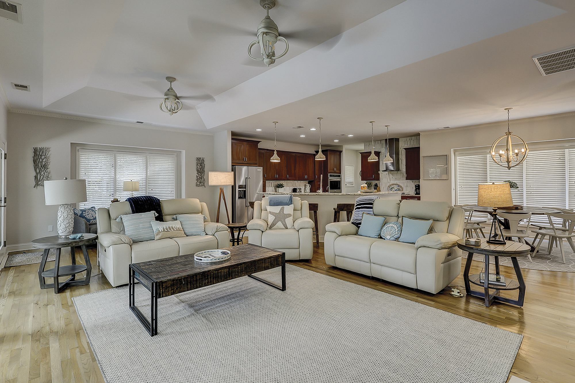 Living Room | Kitchen View