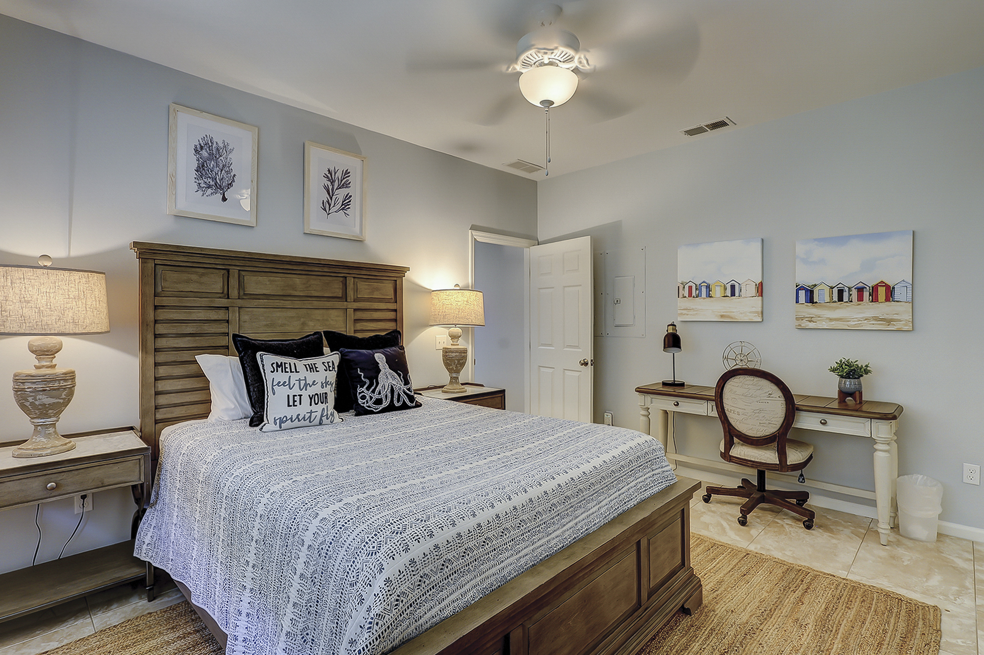 Guest Bedroom - Queen