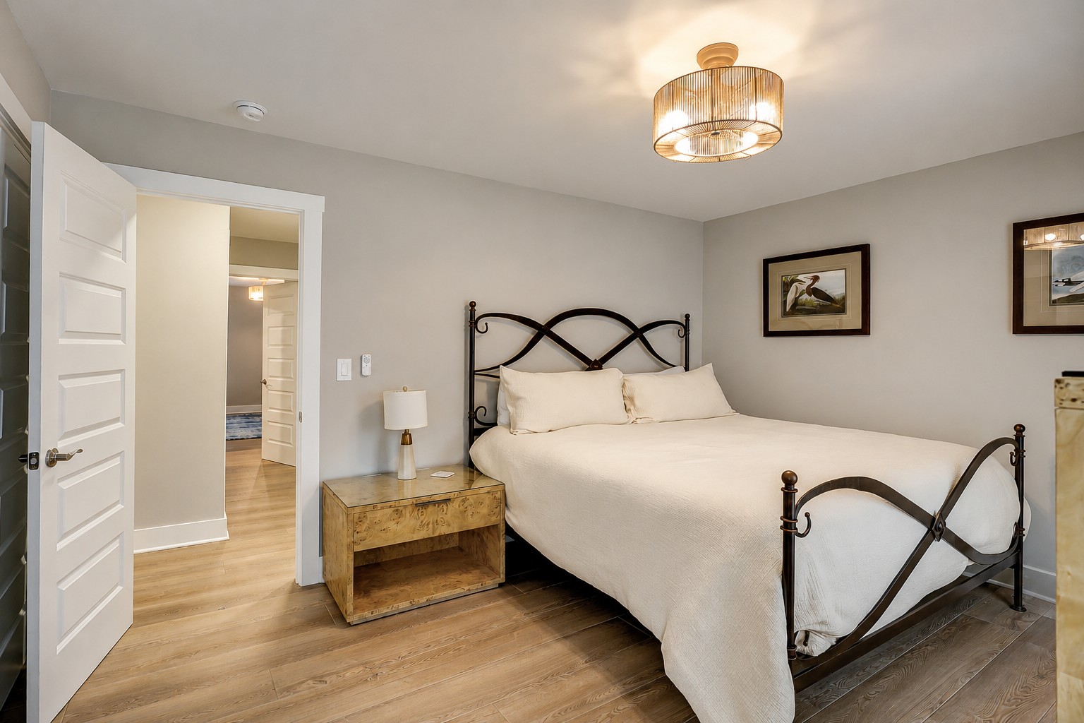 Guest King Bedroom