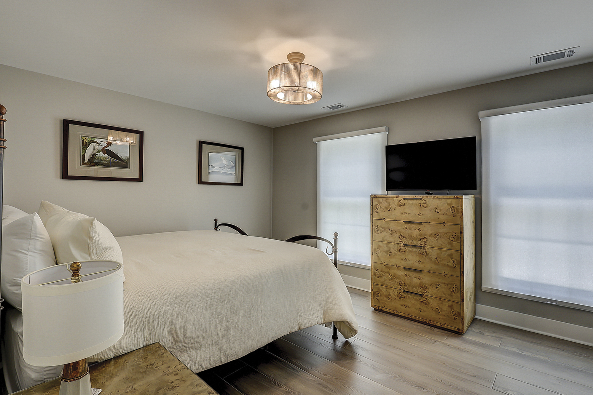Guest King Bedroom