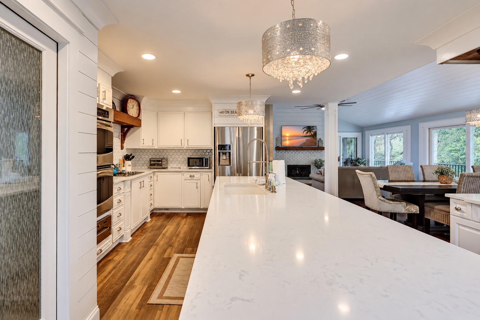 28 Ruddy Turnstone - Kitchen