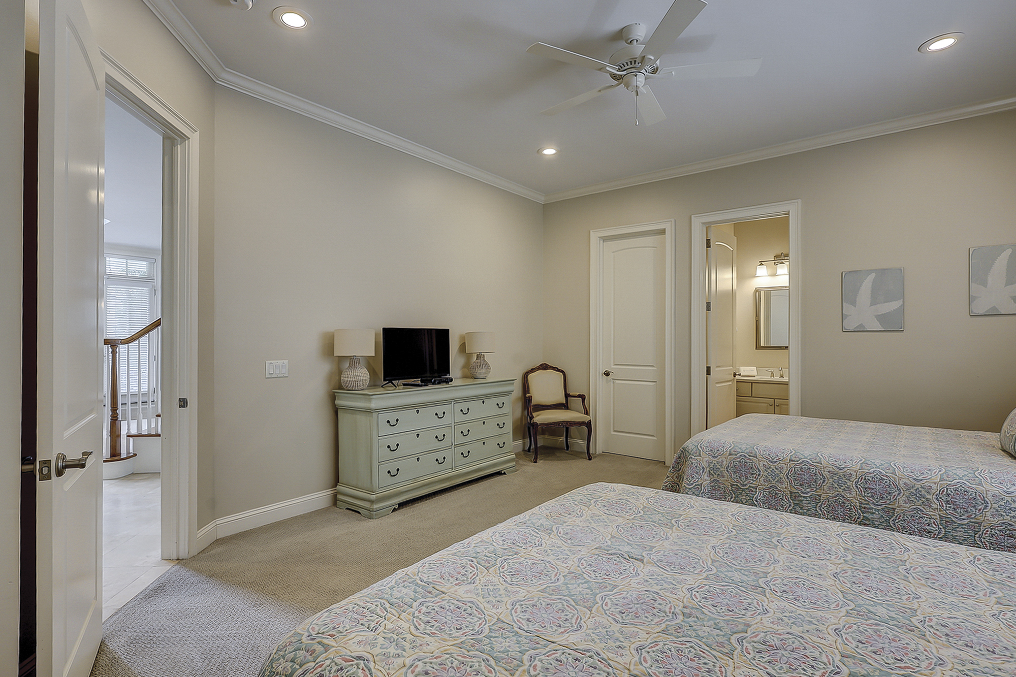 20 Knotts Way - 1st Floor - Guest Suite - 2 Queens