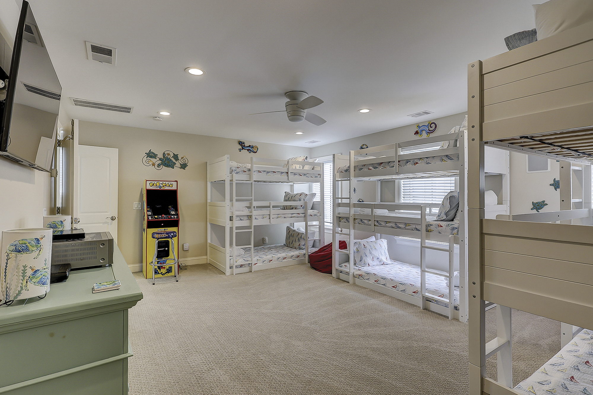 20 Knotts Way - 3rd Floor Bunk Suite