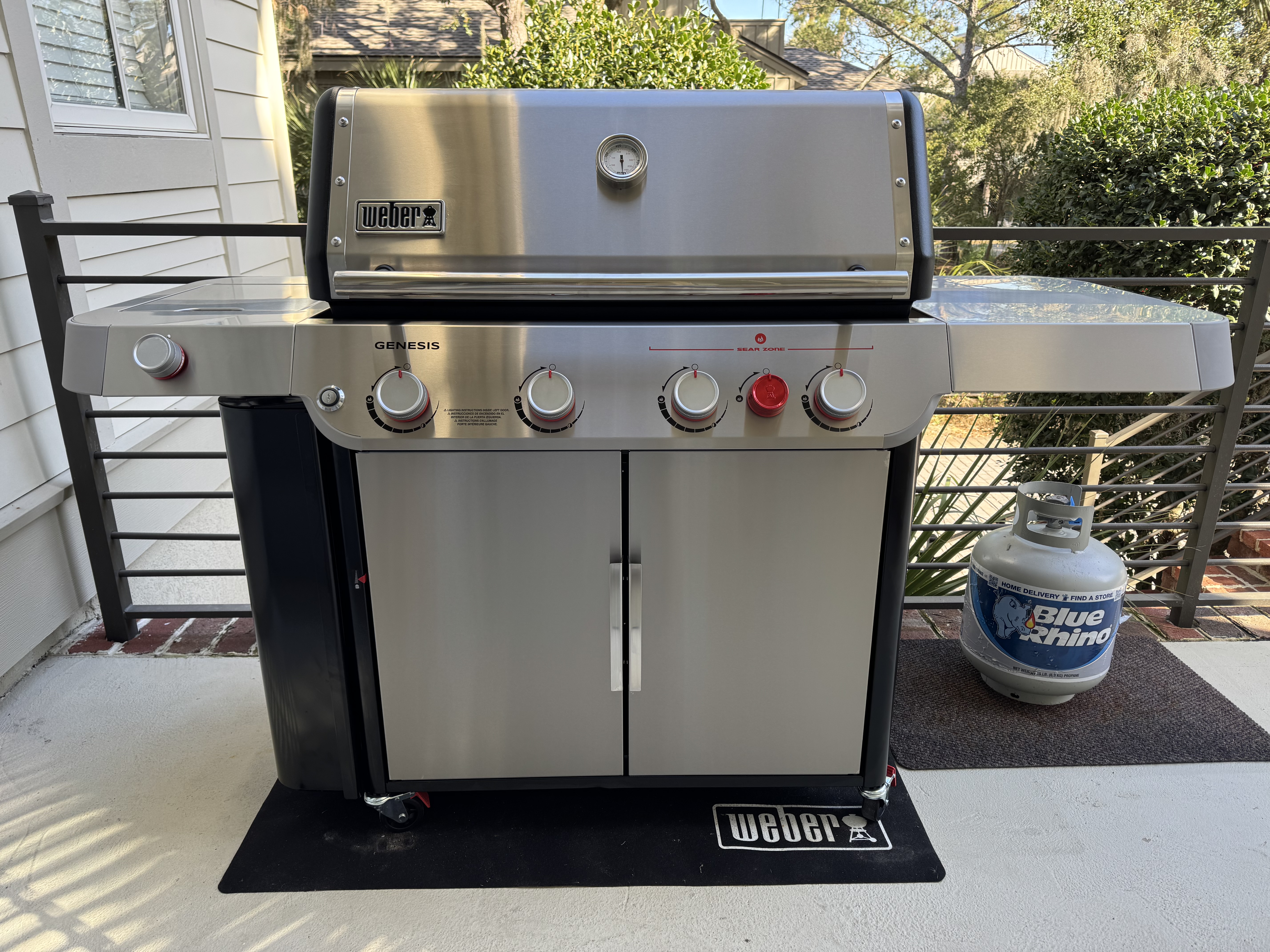 20 Knotts Way -Weber Grill